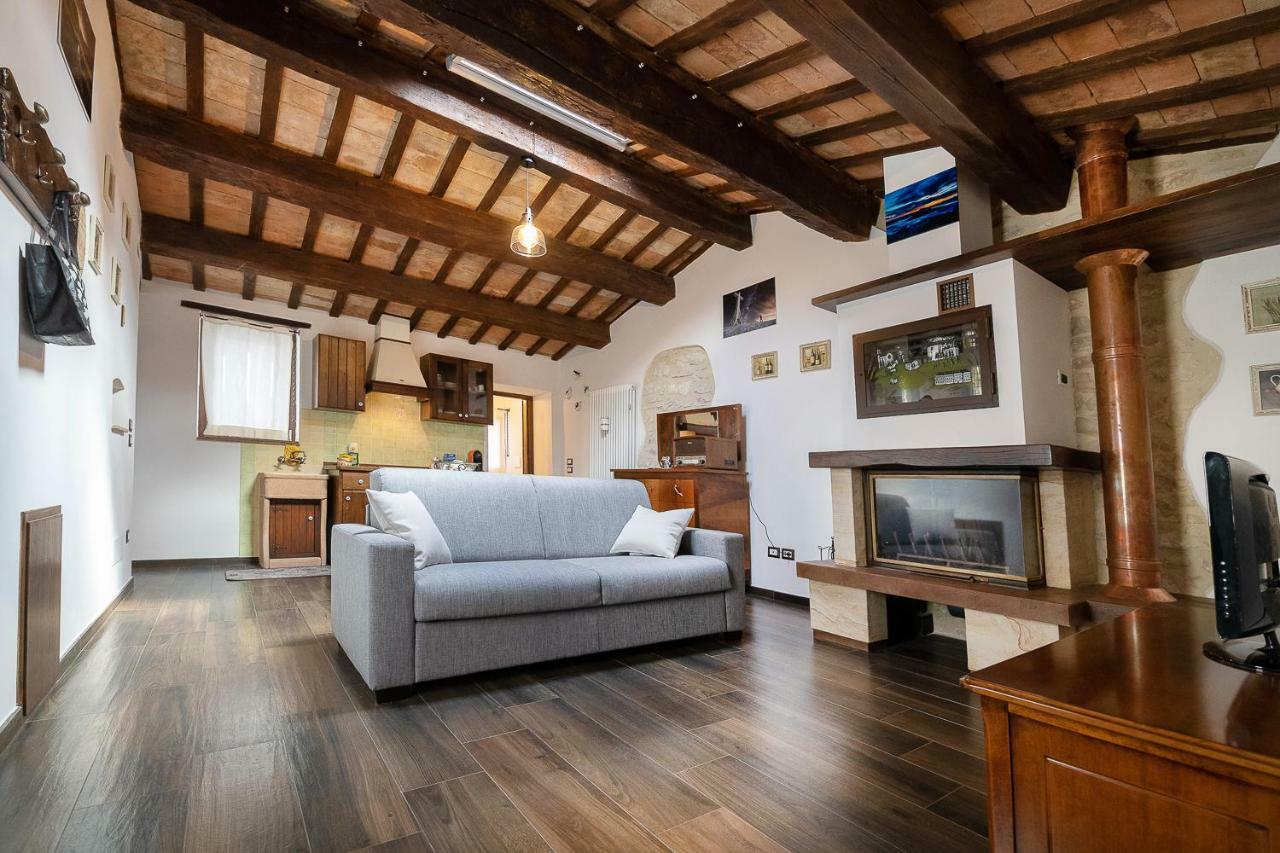 Casamenetto Vacanze Apartment Sassoferrato Екстериор снимка